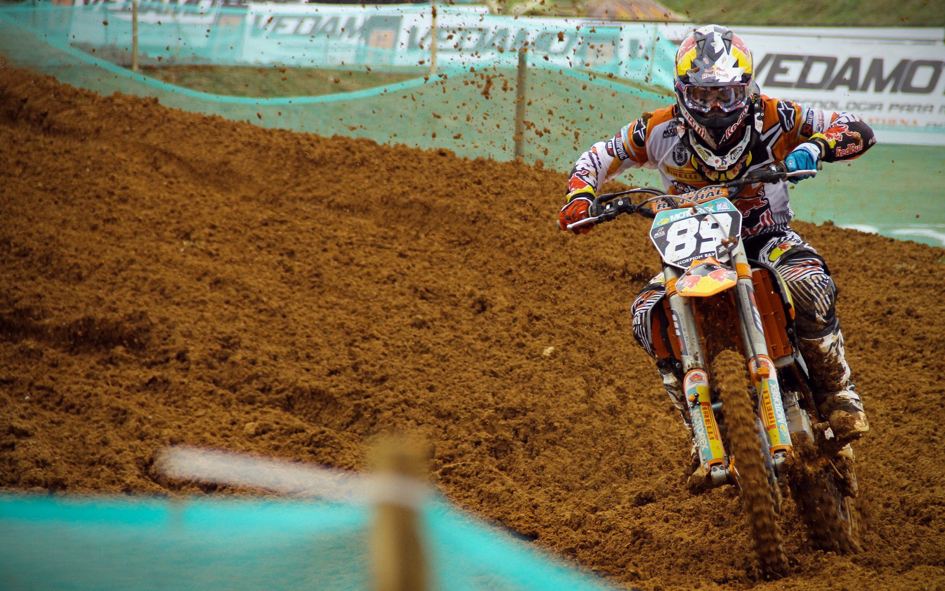 足球文化交流：不同国度的“足球故事”，不同国家的足球文化